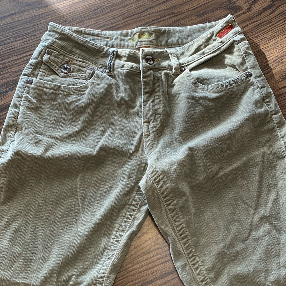 Worn corduroy moss green women’s 16 wide leg pants